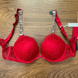 Victoria Secret bra NWT